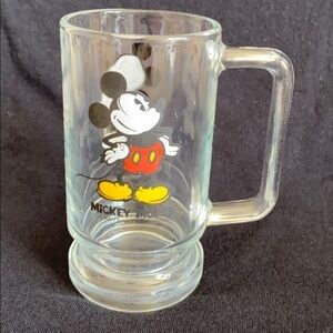 𝅺vintage Mickey Mouse Clear Stein.